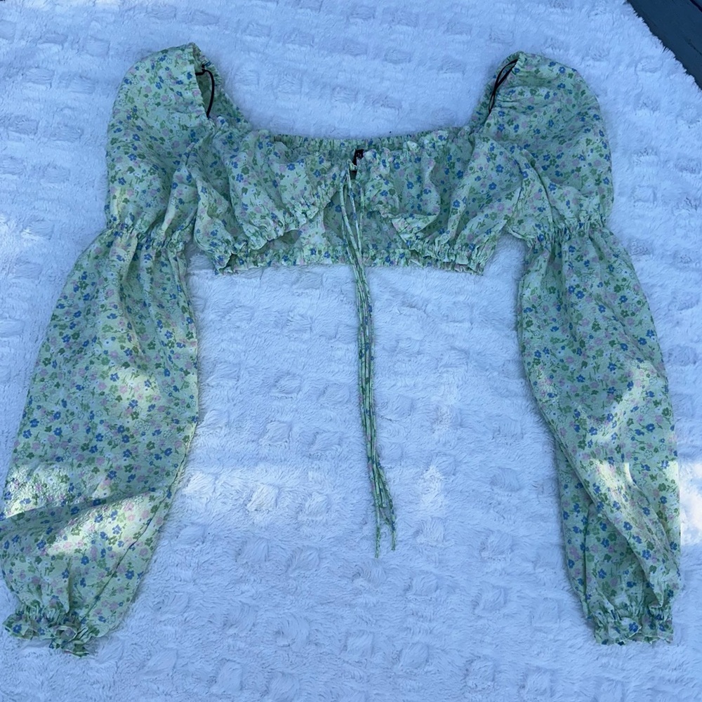 Divided Green Floral Cropped Blouse - Size Small